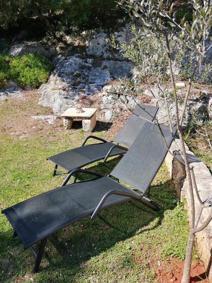 Garden Apartment Pjescana Uvala Bagian luar foto