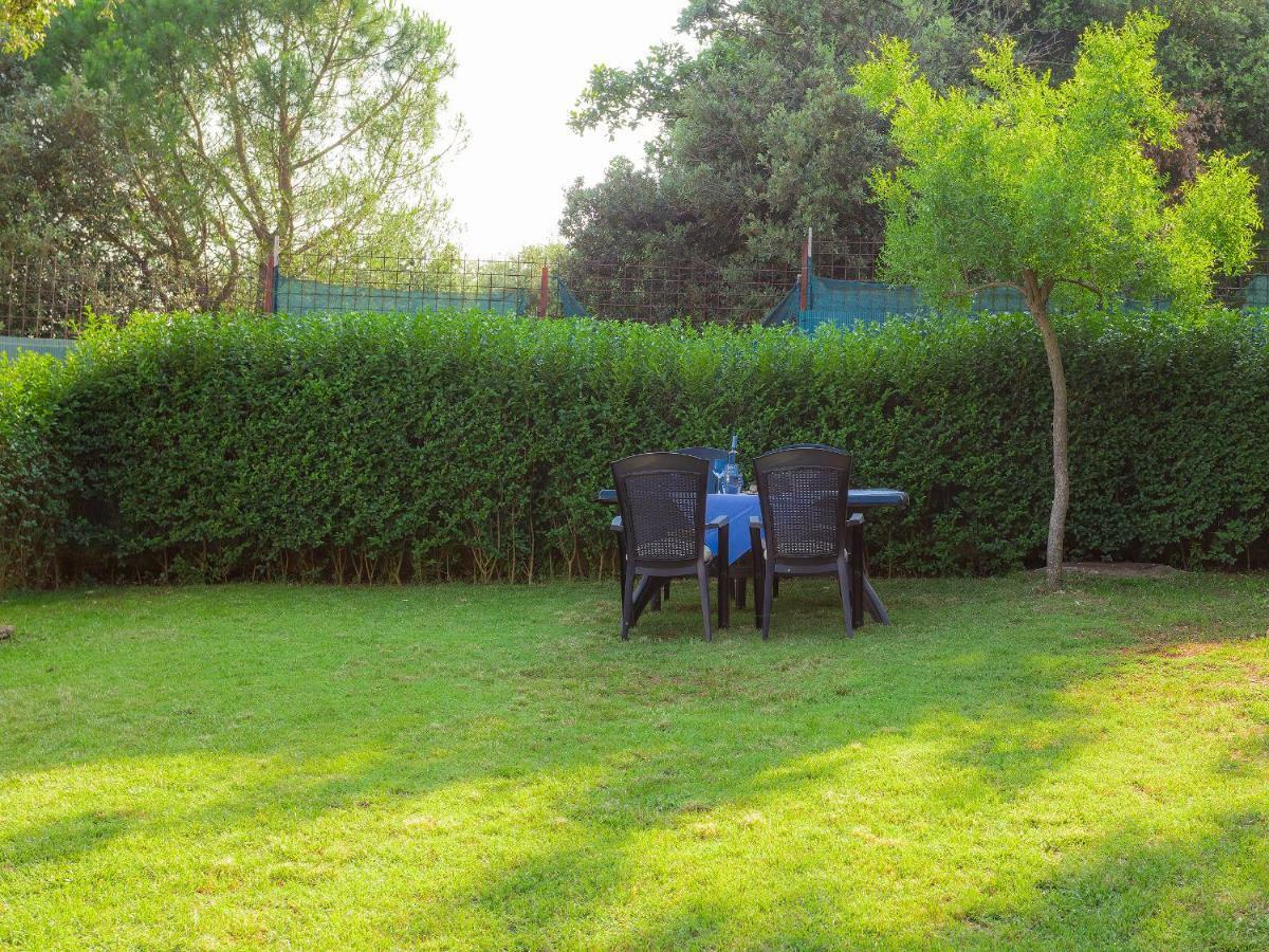 Garden Apartment Pjescana Uvala Bagian luar foto